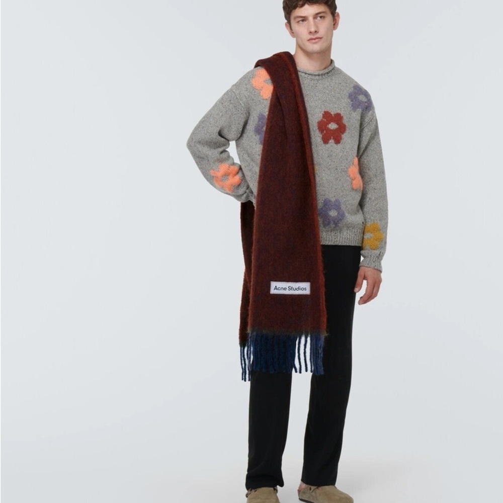 ACNE STUDIOS Alpaca, wool, and mohair-blend scarf - Picture 3 of 4